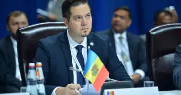 Тудор Ульяновский утверждает, что за его семьёй следит полиция